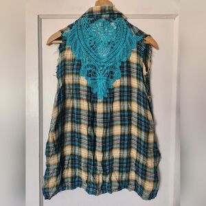 Western Plaid Top With Turquoise Lace 🐎💛🩵